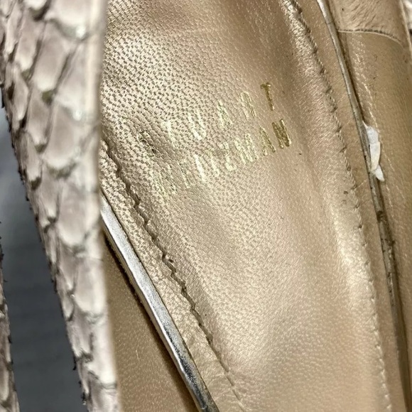 Stuart Weitzman Pointed Snakeskin Pumps Leather - Picture 7 of 10